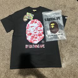 Bape Tee Pink Kisses