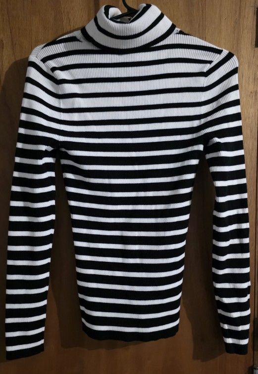 White House Black Market Striped Turtleneck Sweater