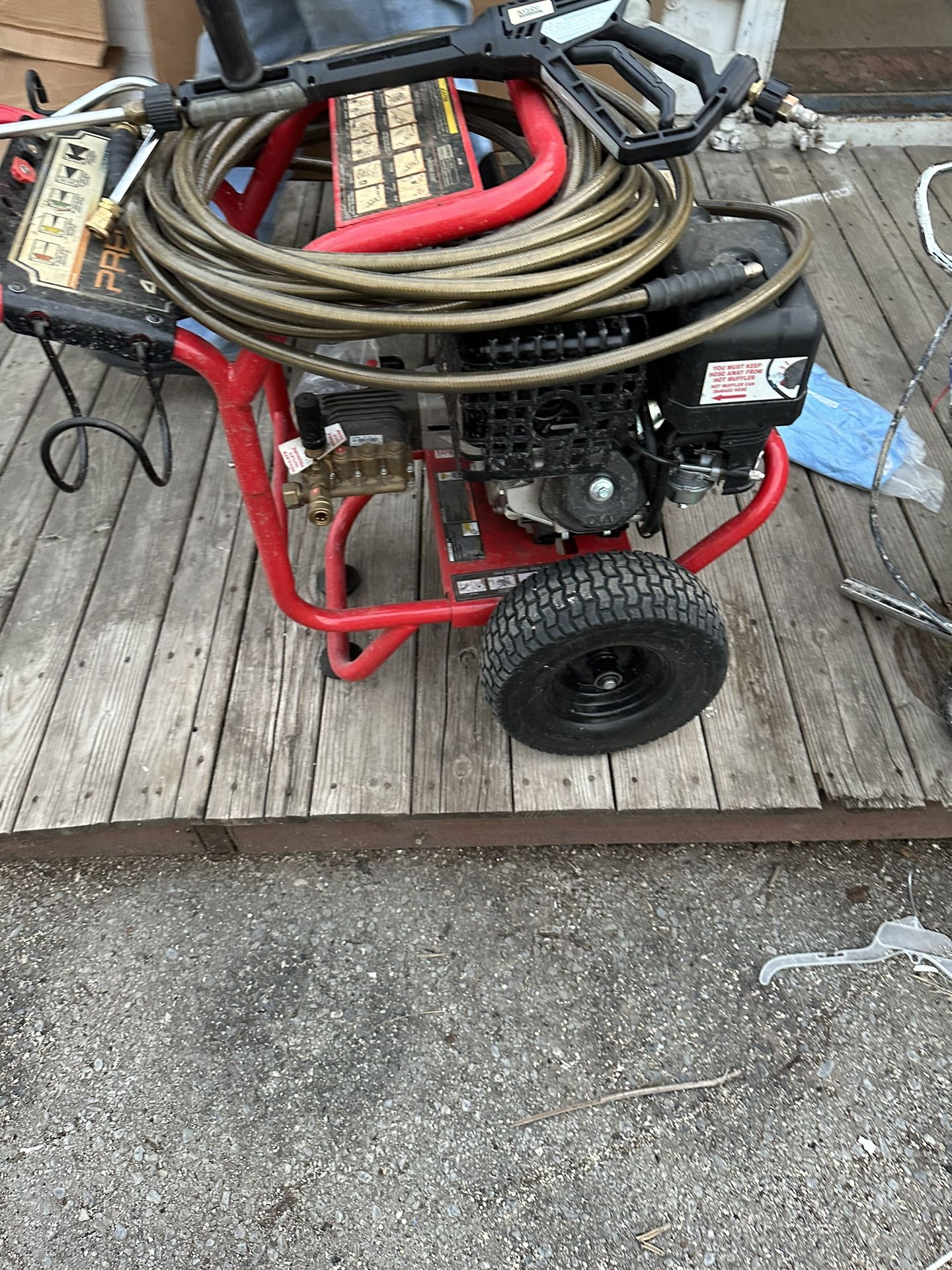 Predator 4400 Psi Pressure Washer Used Only 4 Times