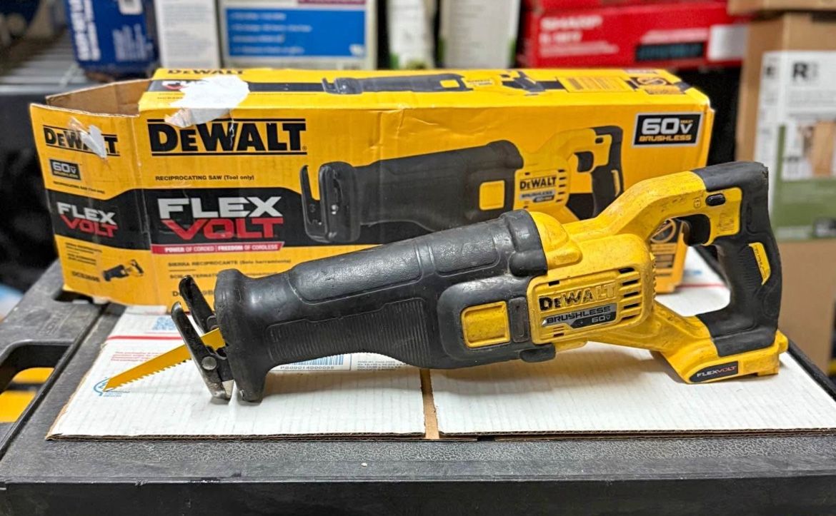 DEWALT FLEXVOLT 60V MAX Cordless Brushless Reciprocating Saw (Tool Only)
