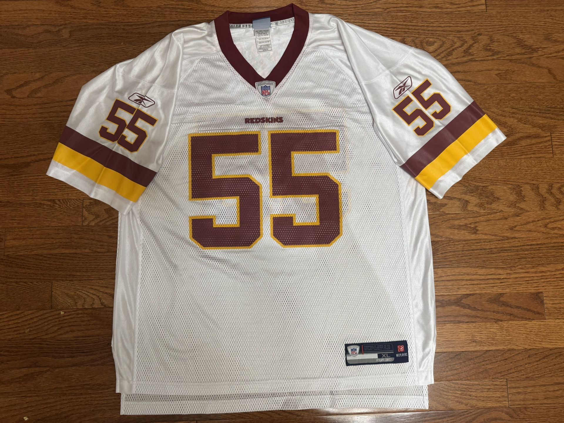 USED WASHINGTON REDSKINS COMMANDERS WHITE JERSEY SIZE XL NO NAME PLATE #55