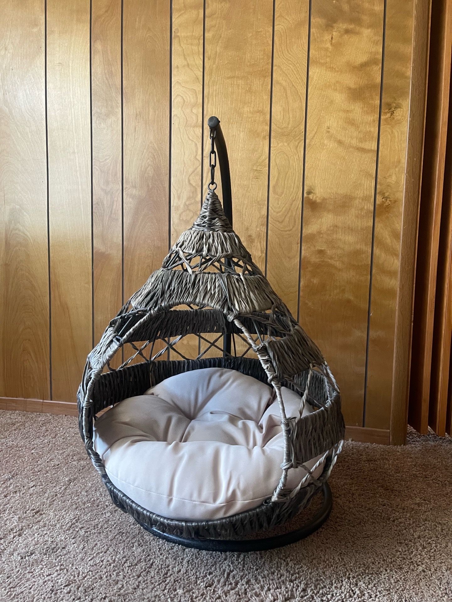 Pet bamboo swing on a metal stand- cute indoor/ outdoor- small pet up to 14lb .