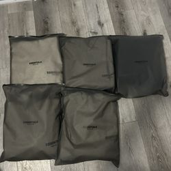 ‼️‼️ESSSENTIALS HOODIES‼️📲