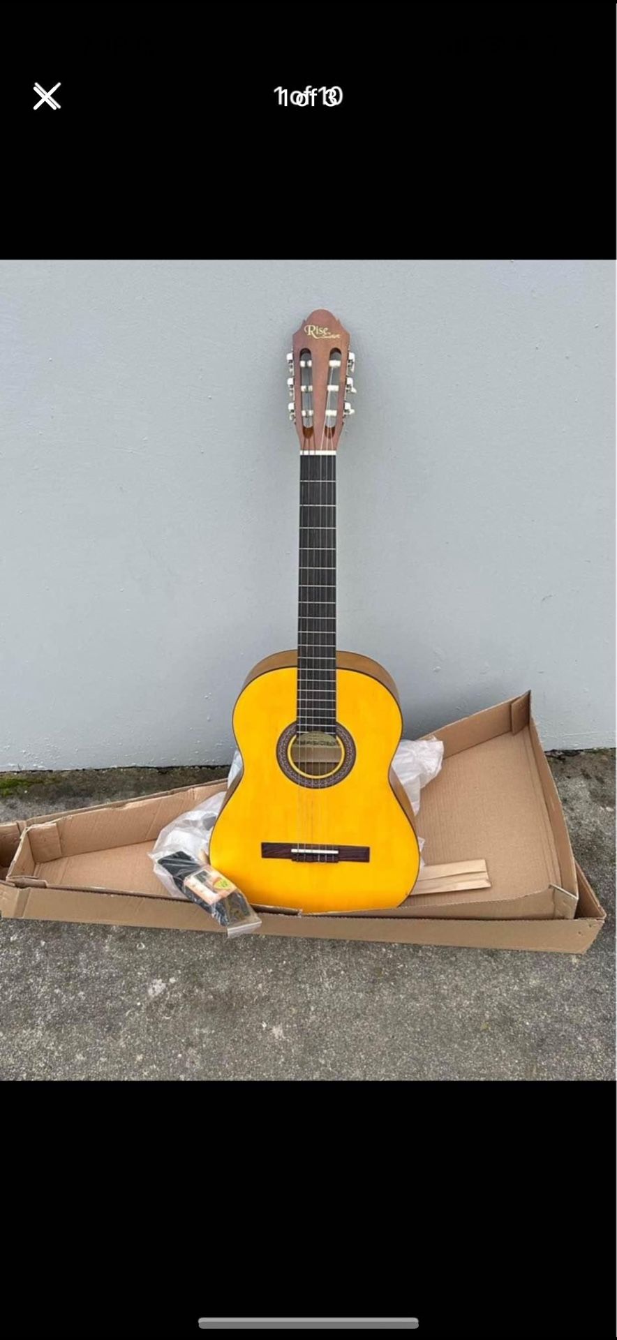 Brand new Rise by Sawtooth full size 39" Classical nylon string Guitar