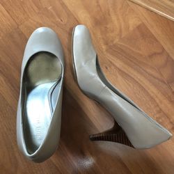 Women’s Heels