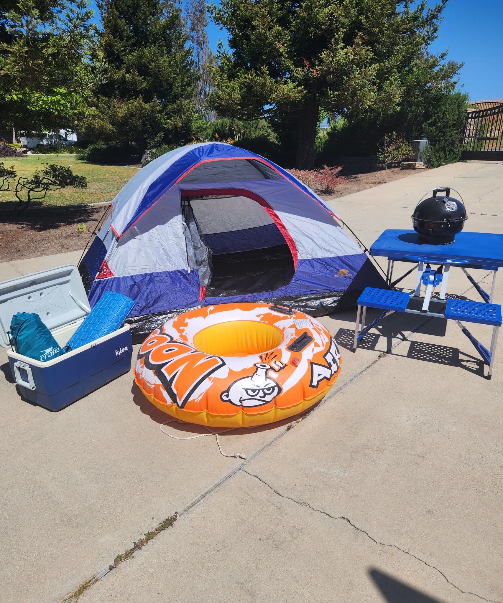 Complete Lake Day Tent Set Up
