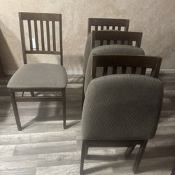 Dining chairs - Foldable - 4 Total
