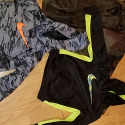 Boys Nike Pullovers And Camo Jacket Size 7