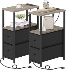 2 End Table with Charging Station -NEW (3174/6)
