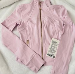 Lululemon Pink Organza Cropped Size 4