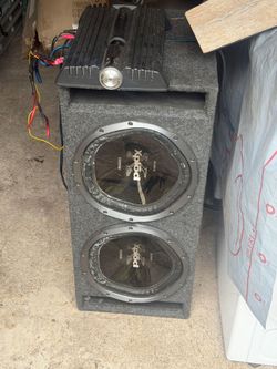 Sony Xplod Dual Subwoofer Box with Amplifier