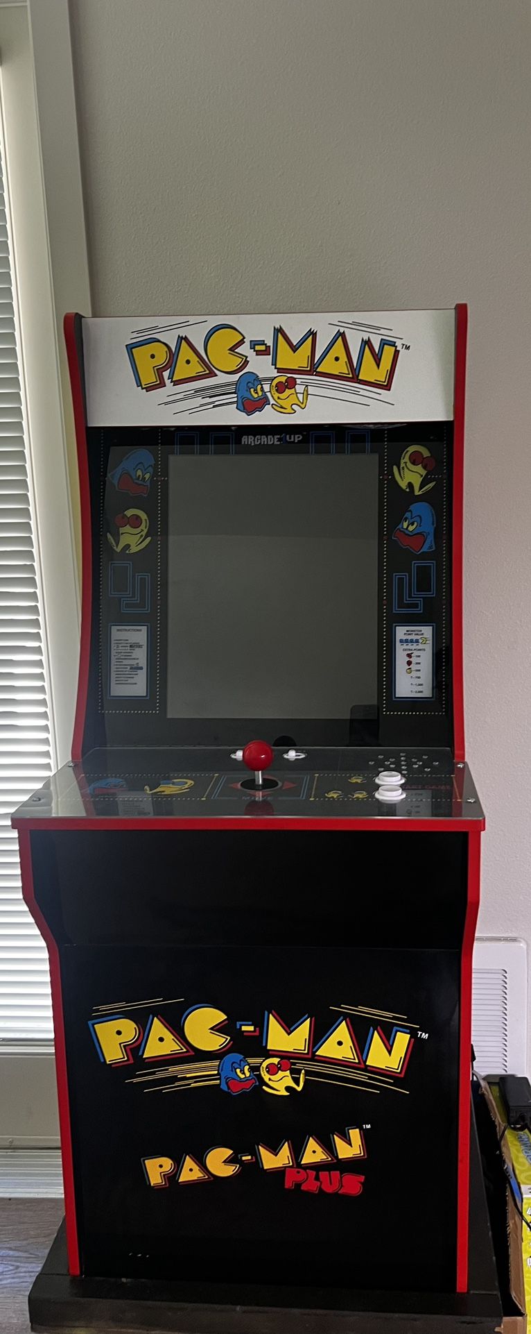 Pac-Man Arcade 1 UP Machine