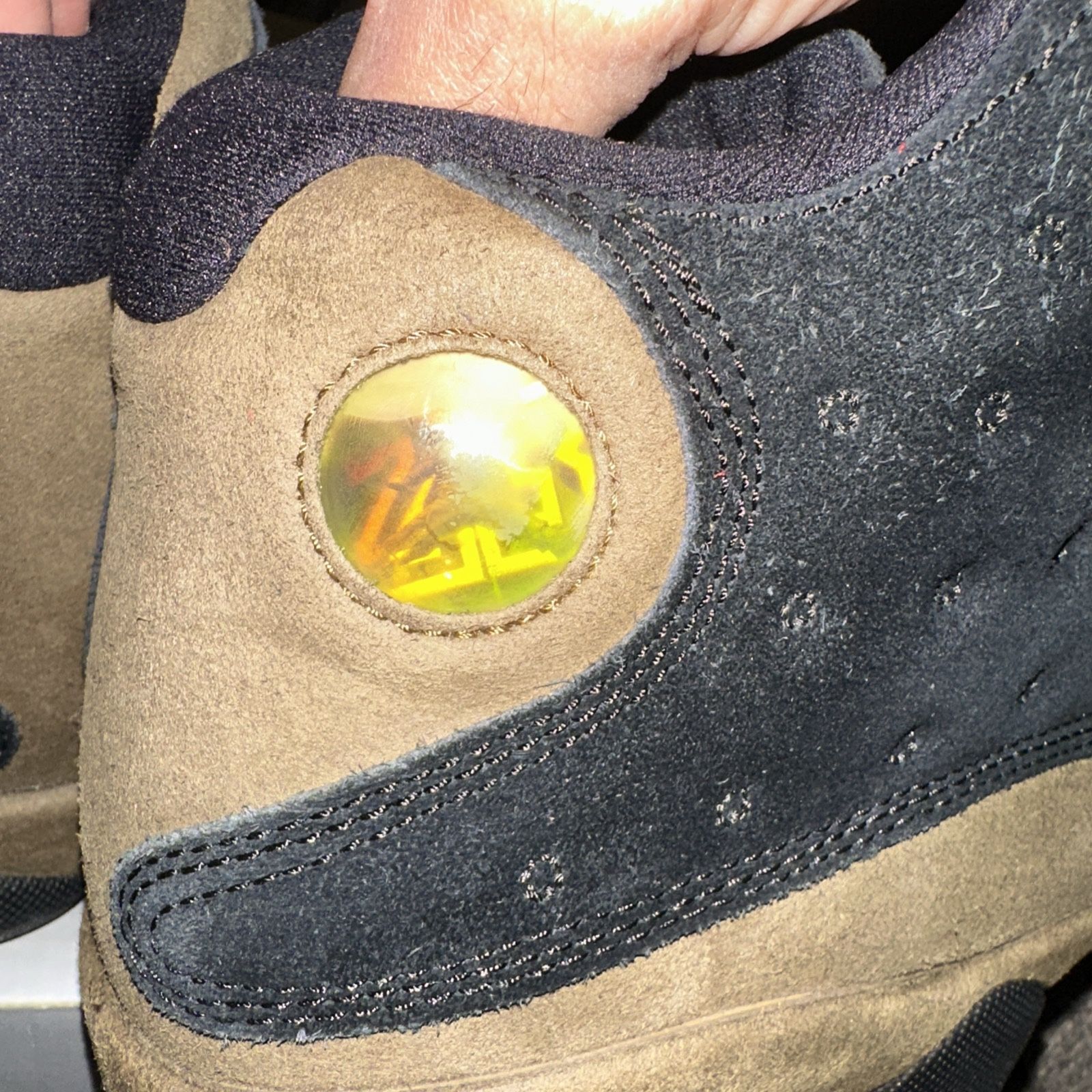 Super Clean! Jordan 13 Olives. Size 9.5