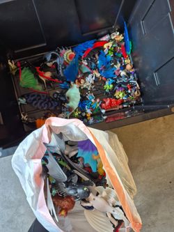 How to train your dragon toys