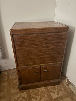 Wooden dresser