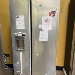 Thermador 42 Inch Wide Refrigerator Built In Panel Ready
