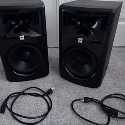 JBL Studio speakers 