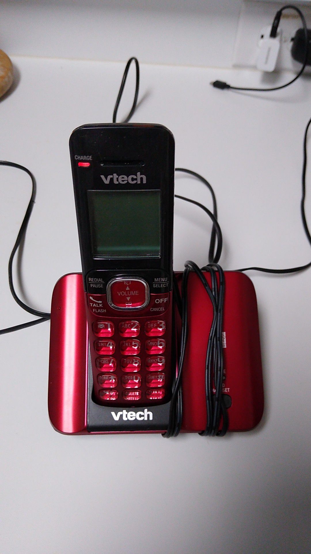 V Tech CORDLESS Landline phone