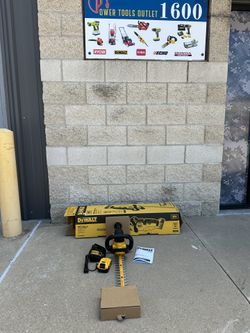 Dewalt 20Volt 20” Hedger 1-20volt 1-charge. Brand New 