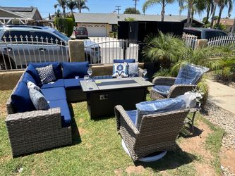 Patio furniture set outdoor new in the box