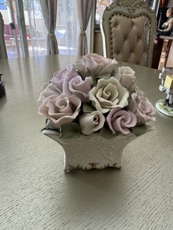 Porcelain Flower antique