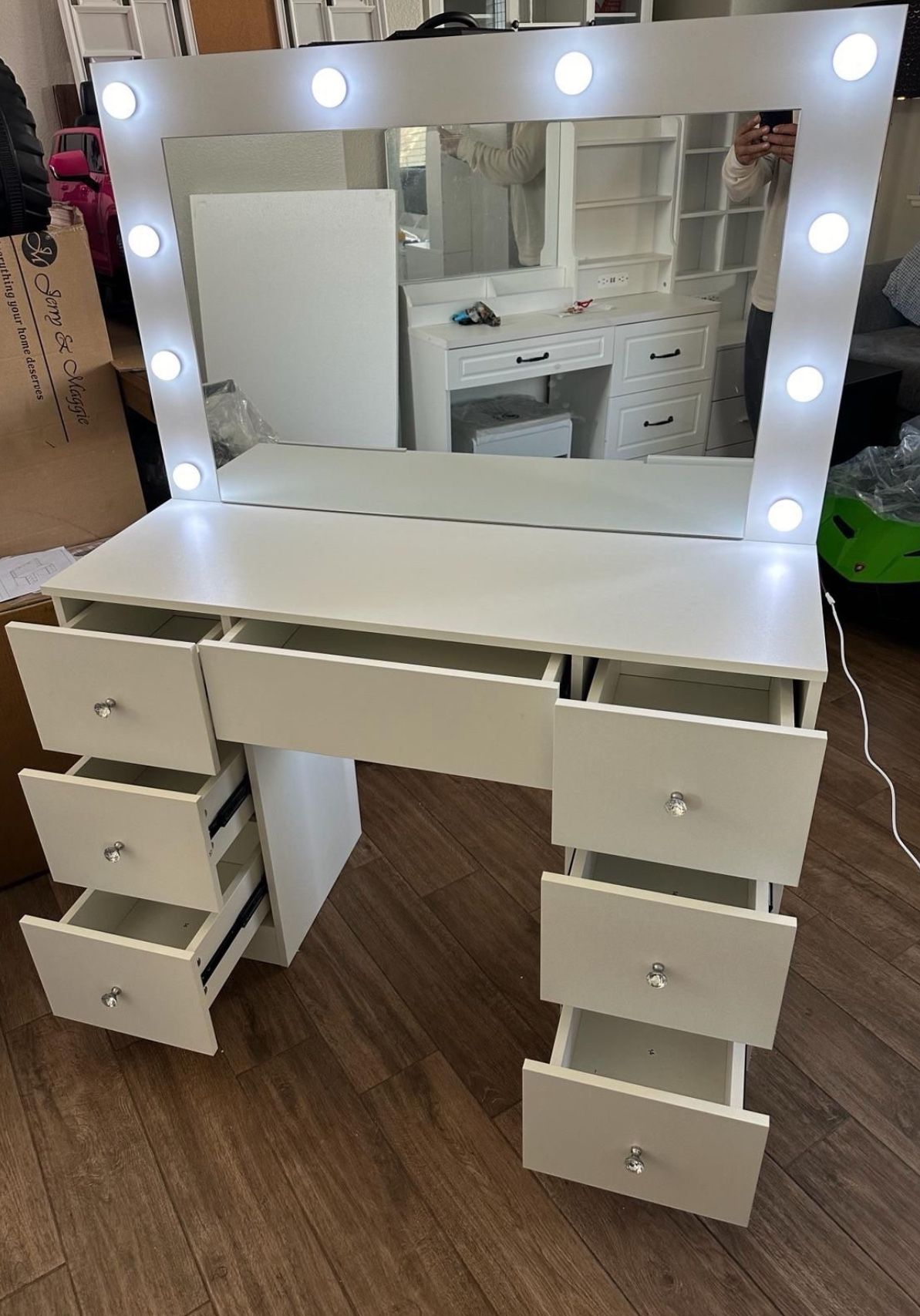 Vanity - White Color - LED - Assembled or inbox