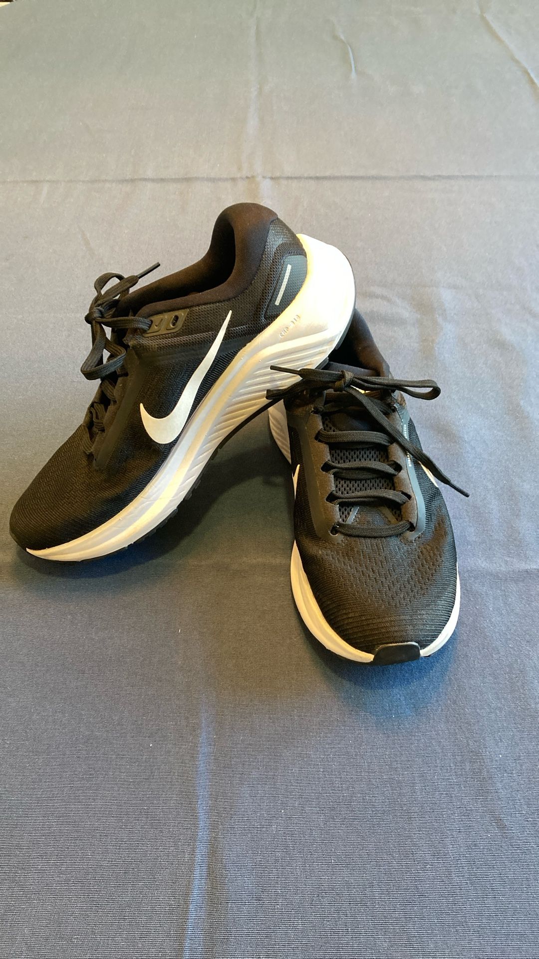 Nike Air Zoom Structure 24 Women’s 7 Like New