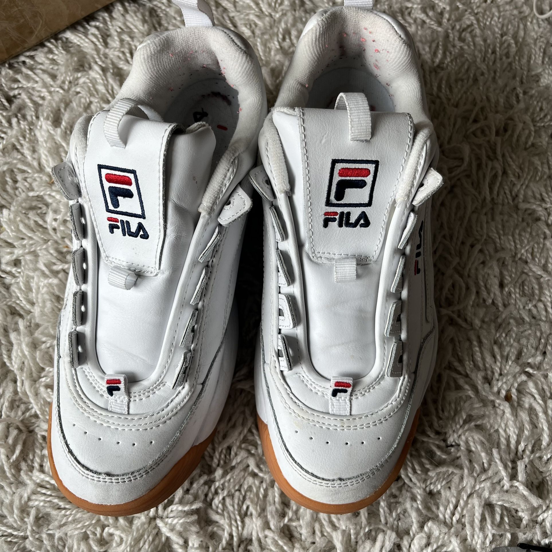 pomp Tranen opraken FILA Disruptor II White Tennis Shoes Sneakers Woman's Size US 9 Unworn for  Sale in Seattle, WA - OfferUp