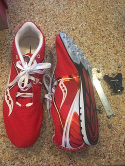 Saucony Track Shoe w extra spikes