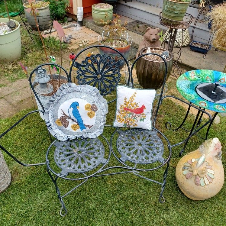 LOVELY VINTAGE BENCH 😍 👌 METAL ❤😍🦋