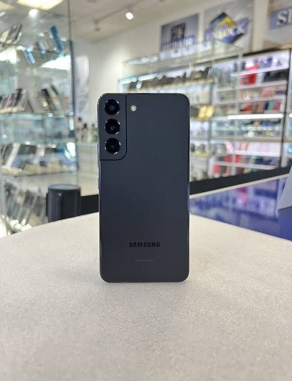 Samsung Galaxy S22 Black Unlocked 128gb