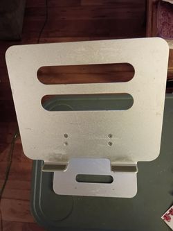 Computer stand for DJs