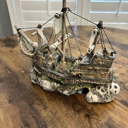  Pirate Ship Bubbler Decorate 