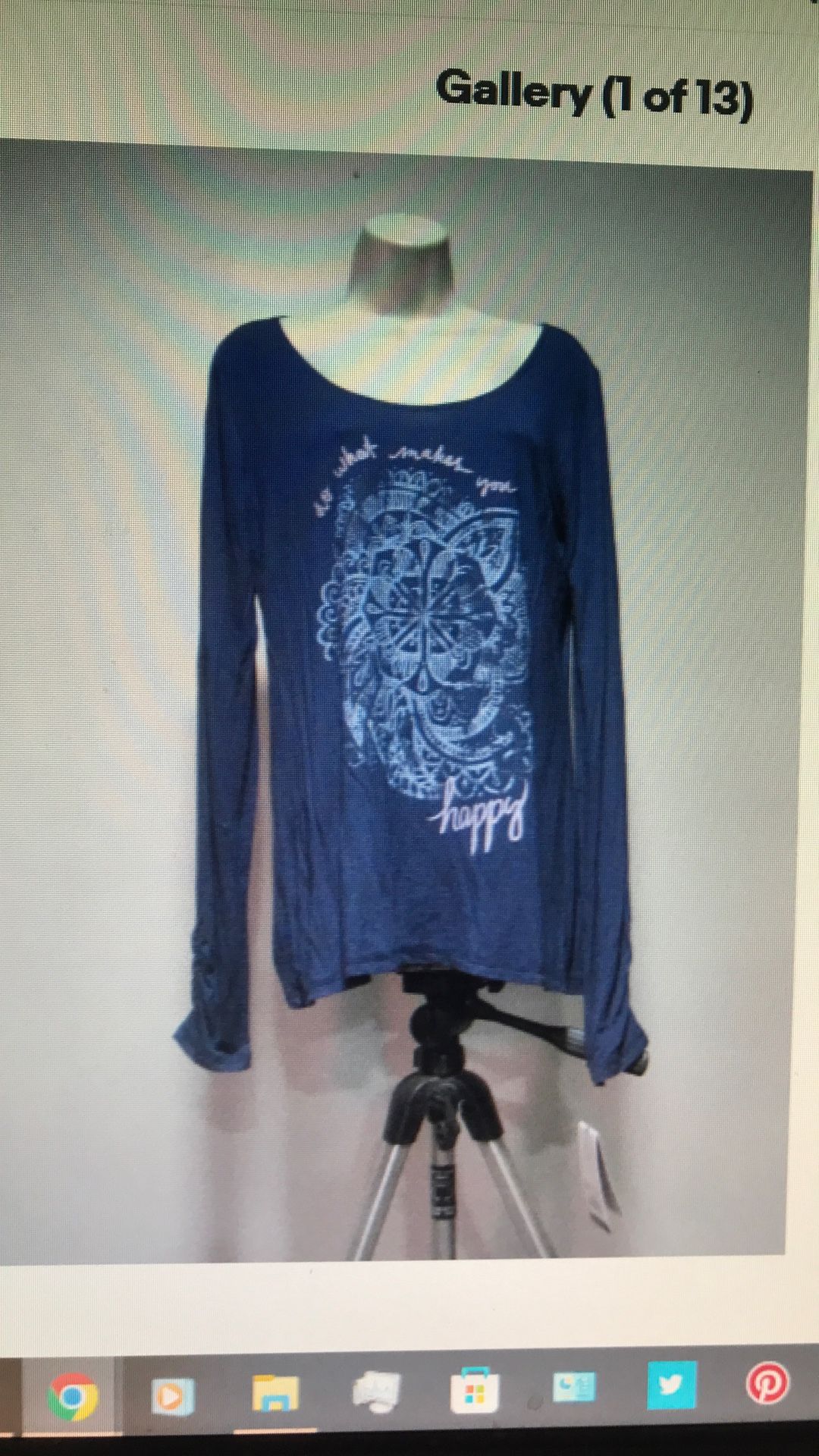 Gaiam Navy Blue Floral Harmony Long Sleeve Tee Shirt Womens Size Medium Yoga