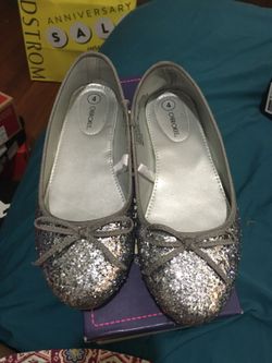Size 4 in women's
