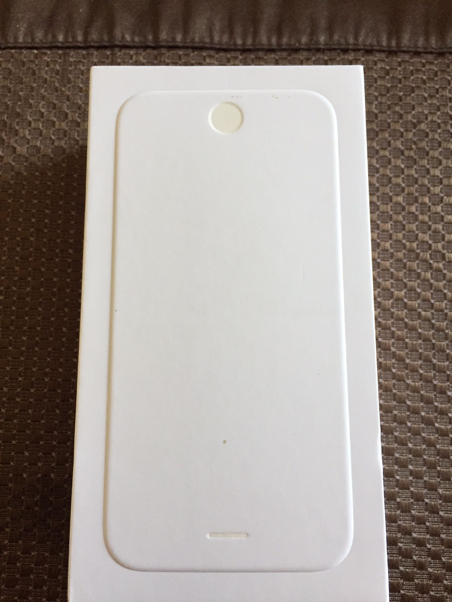 iPhone 6 box