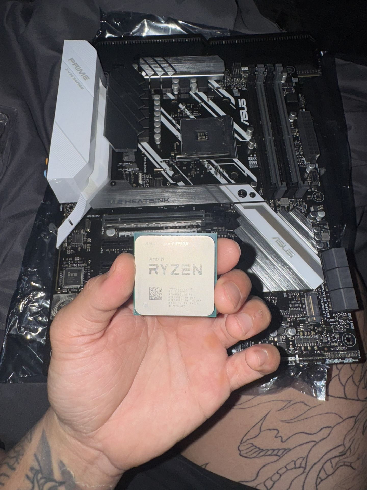 Ryzen 5950x (mobo+ram)