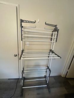 Drying clothes rack 3 tiers/hanging clothes too