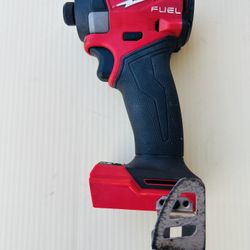Milwaukee M18 FUEL 2953-20 18V 1/4" Brushless Cordless Impact Driver (Tool Only)