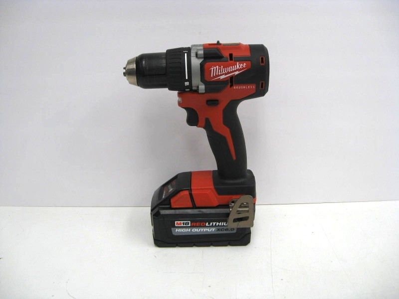 Milwaukee 2801-20 M18 Brushless 1/2" Drill Driver w/ XC6.0 Battery