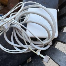 Apple 45W MagSafe 2 Power Adapter (for MacBook Air)