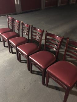 $25 Each Chair / $25 Cada Silla