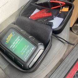 1000 Volt Jump Pack 