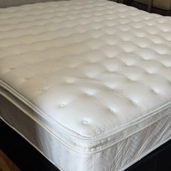 USED KING SIZE BEAUTYREST PILLOWTOP MATTRESS WITH BOX SPRING DELIVERY 🚚 AVAILABLE 