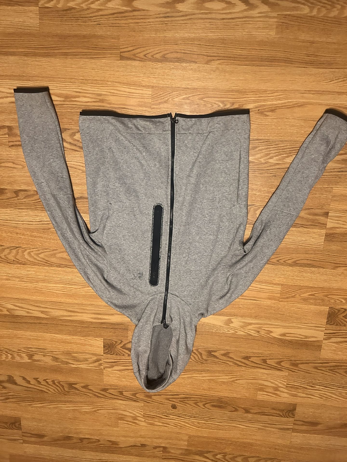 Nike Tech