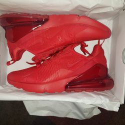 Airmax 270 all reds. Brand New size 9.5