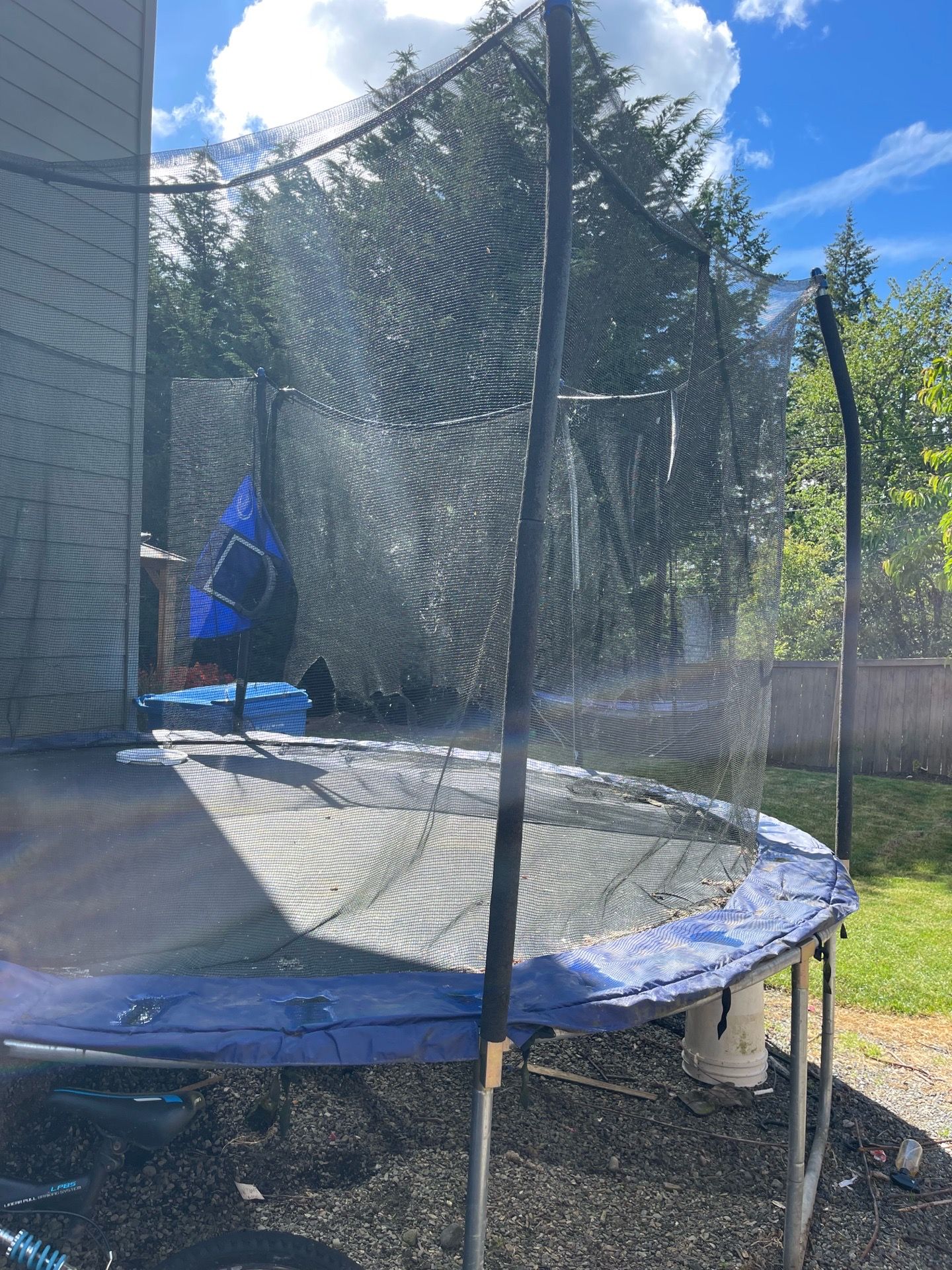 Free trampoline