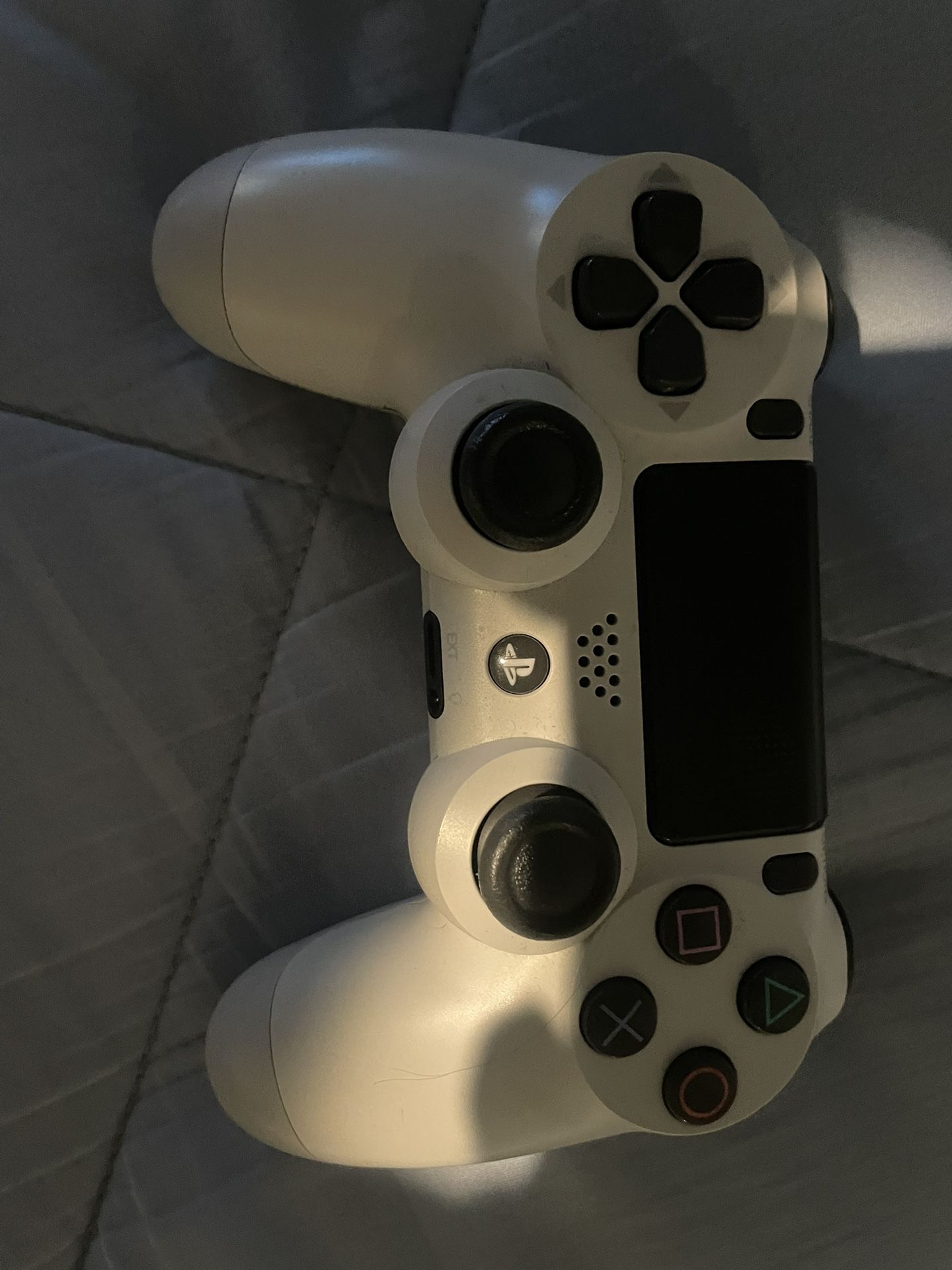 PS4 Controller
