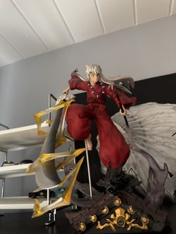 Inuyasha Statue