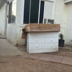 Small Dresser 